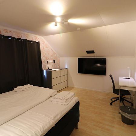 קירונה Ribo Apartment Arctic מראה חיצוני תמונה