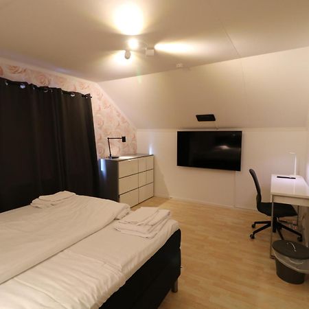 קירונה Ribo Apartment Arctic מראה חיצוני תמונה